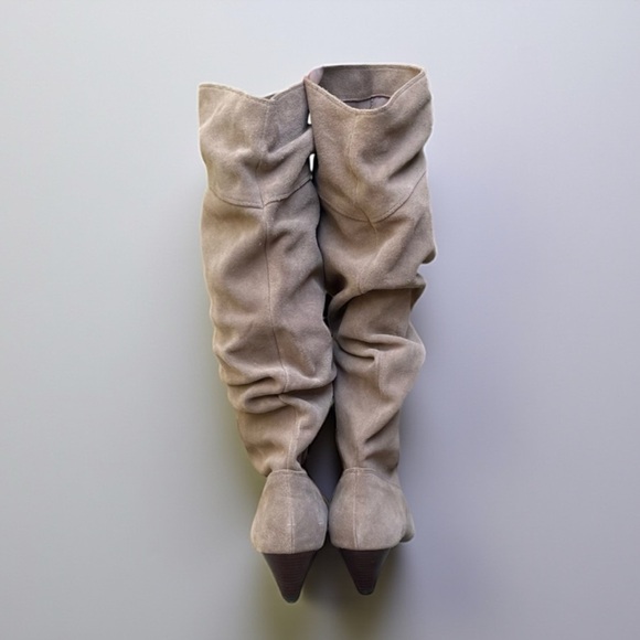 Colin Stuart Suede Kitten Heel Scrunch Boot in Taupe Women’s Size 9 - Picture 5 of 11